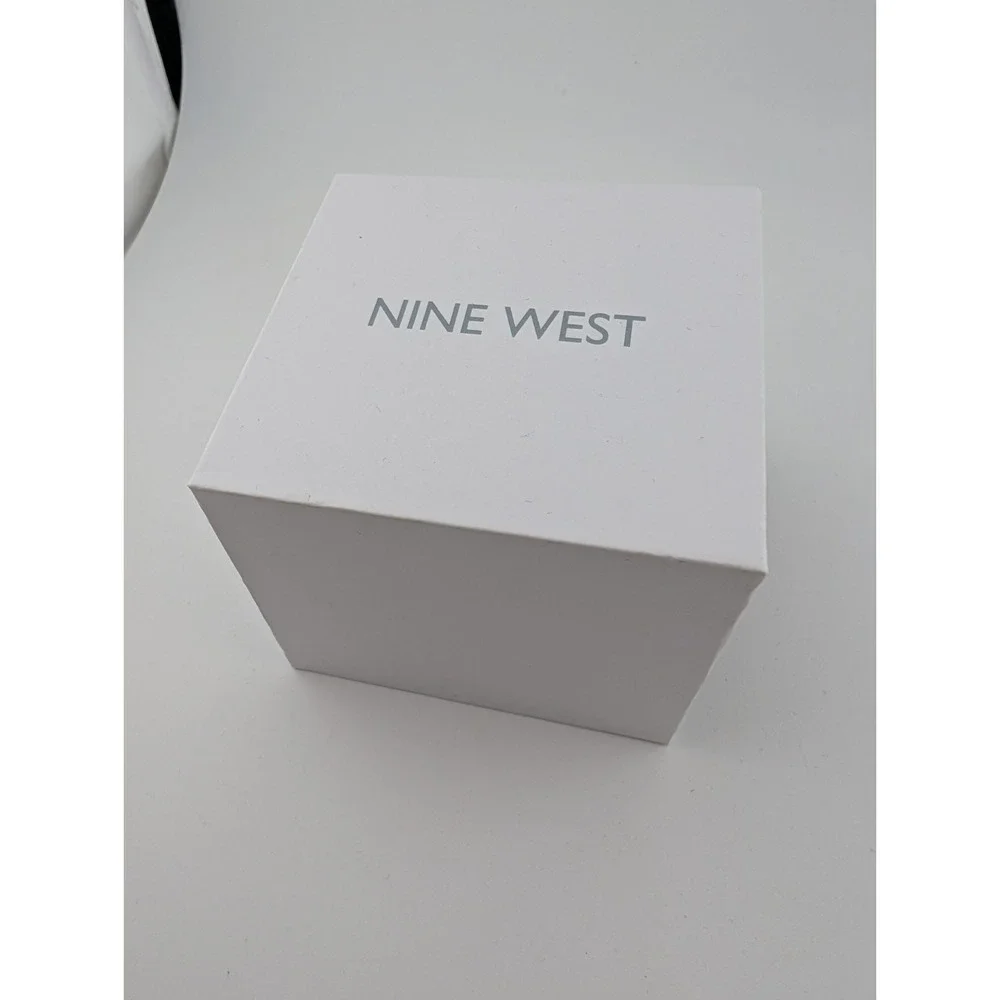 Nine West Watch Men 40mm Case Silver Mesh Metal Band w/ Box- New Battery‎